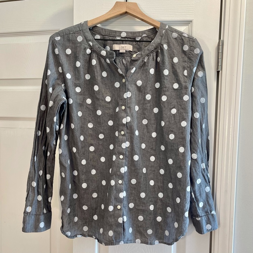 Anne Taylor LOFT Grey and White Polka Dot Blouse size M